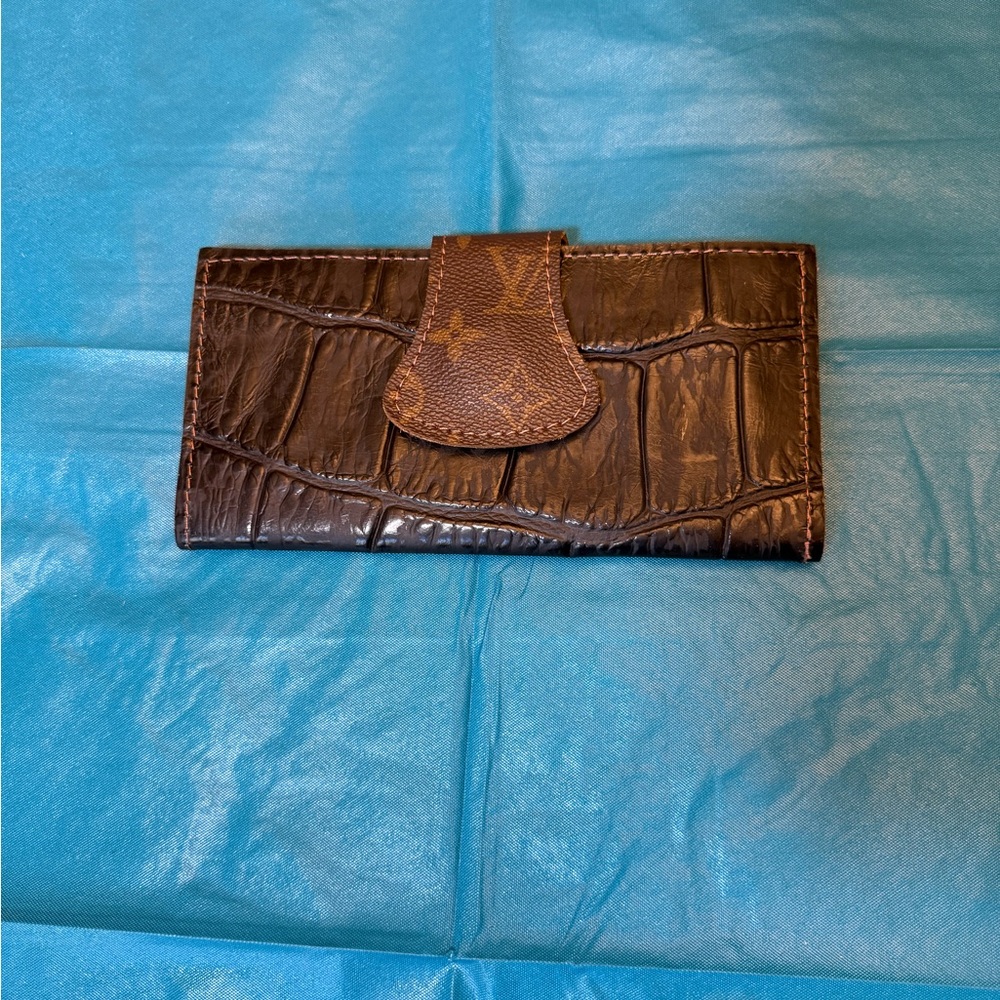 Black Croc-Embossed Leather Wallet with Monogram LV Accent